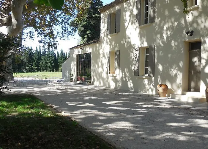 Villa Domaine De Rochegude à Avignon